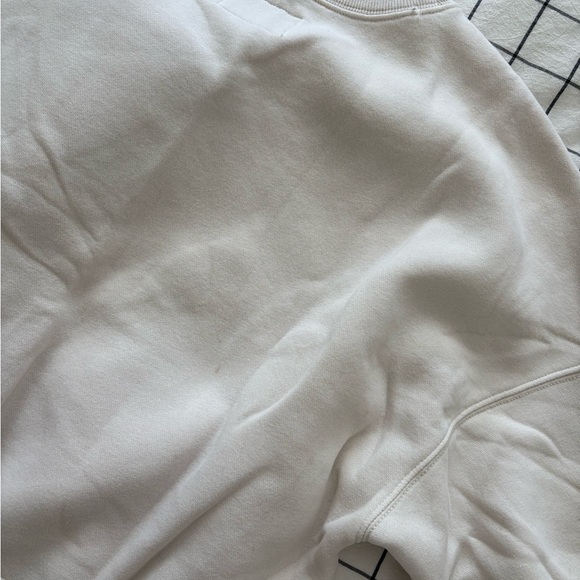 Abercrombie crewneck - Picture 5 of 5